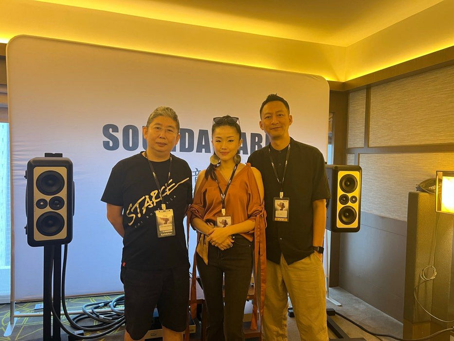 BAREFOOT SOUND MICROMAIN26 SPEAKER, 4-WAY ACTIVE STUDIO MONITOR WITH DUAL-FORCE™ TECHNOLOGY, SG OFFICIAL SET
